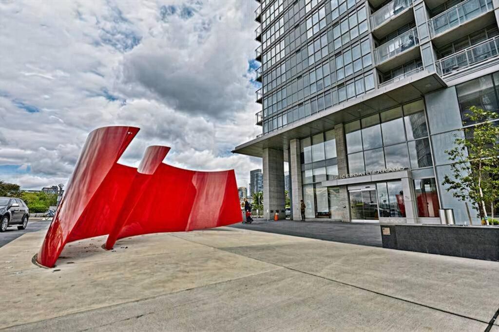 טורונטו Luxury Downtown Lakeview & City View Condo מראה חיצוני תמונה